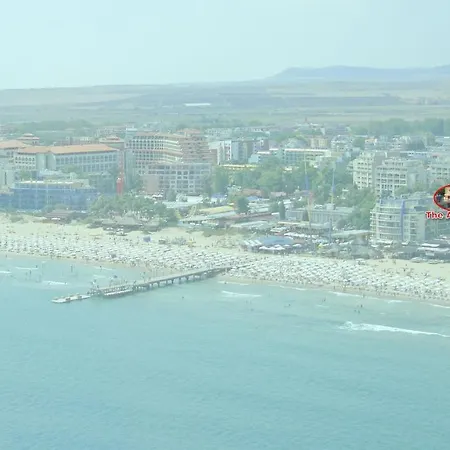 Premium Midia Σάνι Μπιτς