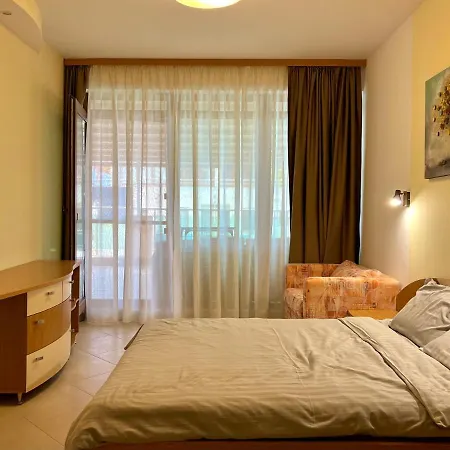 Διαμέρισμα Premium Midia *