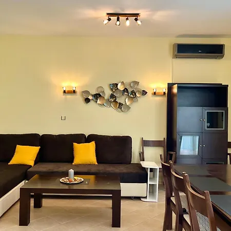 Premium Midia Σάνι Μπιτς