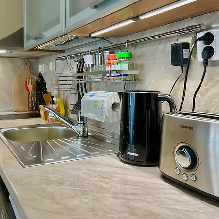 Premium Midia * Σάνι Μπιτς